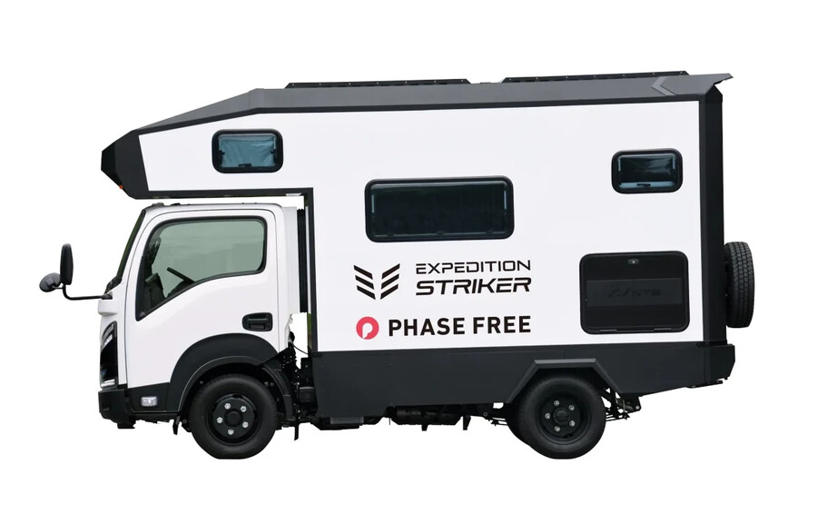 EXPEDITION STRIKER（エクスペディション ストライカー）