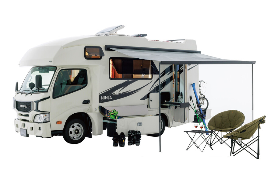 NINJA（ニンジャ）