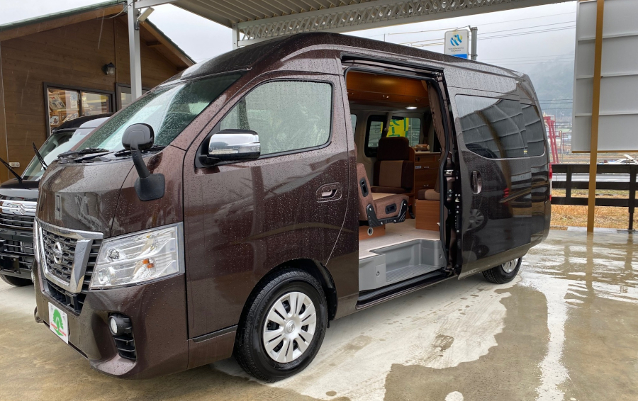 NV350 ベーシックキャンパー