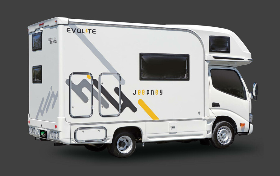 Jeepney（ジープニー）